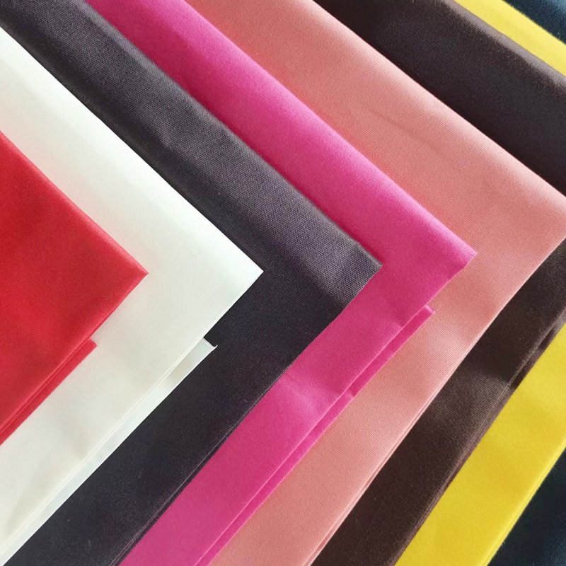 TMIE-08-1-3 پارچه لباس تنفسی عرض 115 سانتی متر وزن 90GSM مواد تشکیل دهنده پلی استر رنگ شده با پارچه پلی استر پوپلین صیقلی صاف